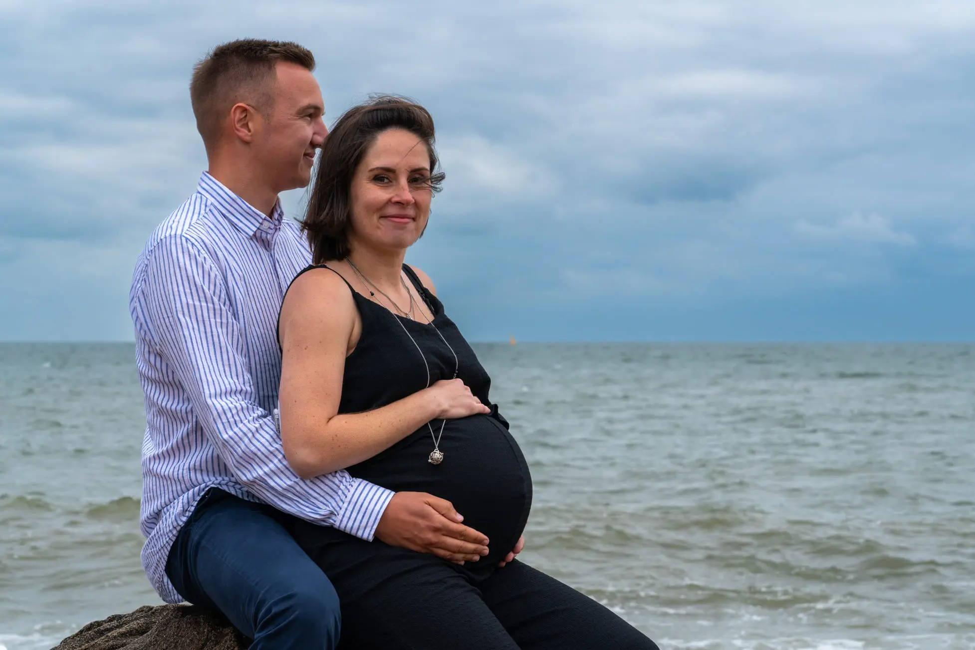 Evenement-Grossesse-St-Marc-16a Stéphane Grimal photographe Saint-Nazaire - Shooting grossesse plage monsieur Hulot à Saint-Marc-sur-mer