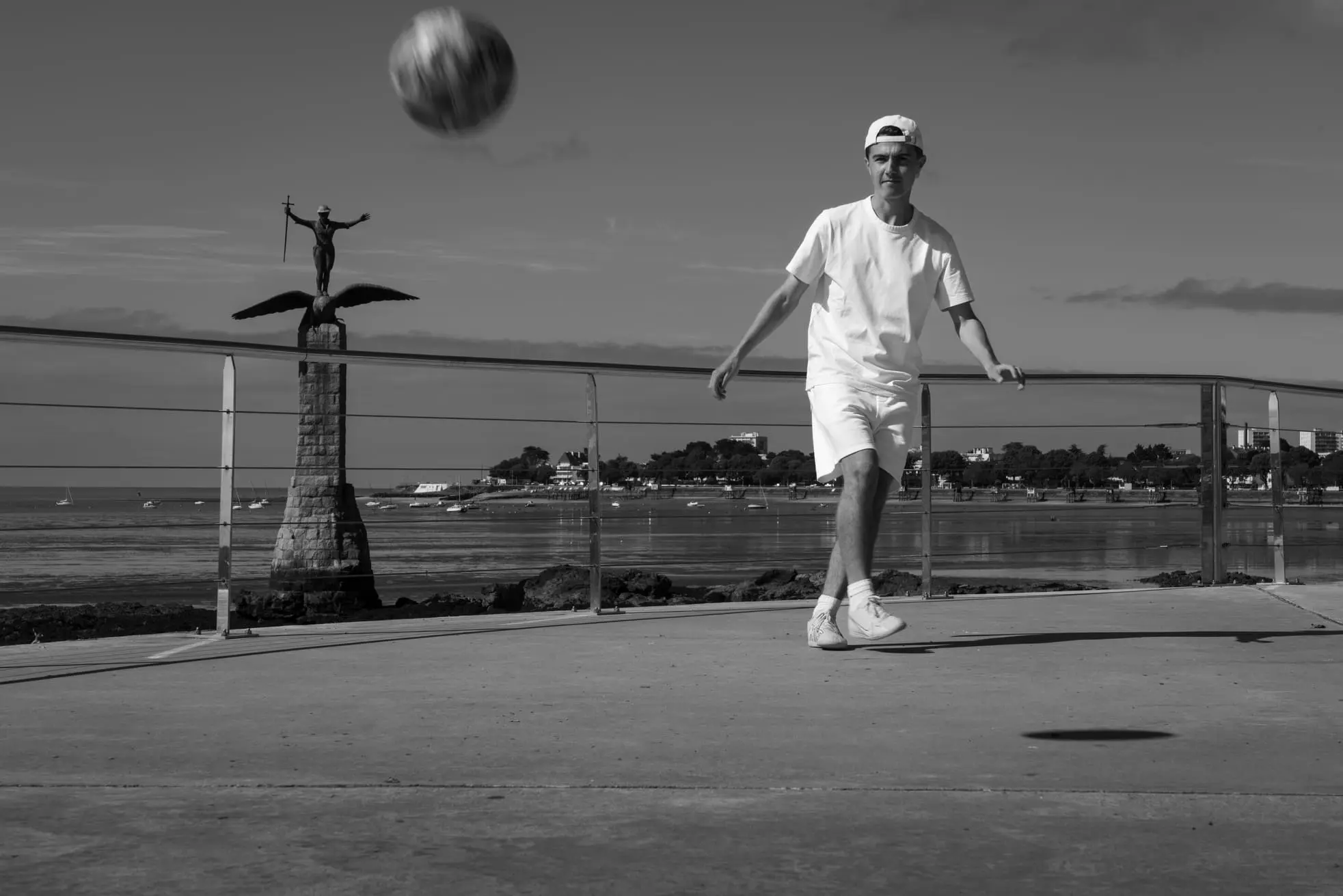 Portrait-Foot-St-Nazaire-07a Stéphane Grimal photographe Saint-Nazaire. Séance photo à Saint-Nazaire sur Front de mer et sur le port.