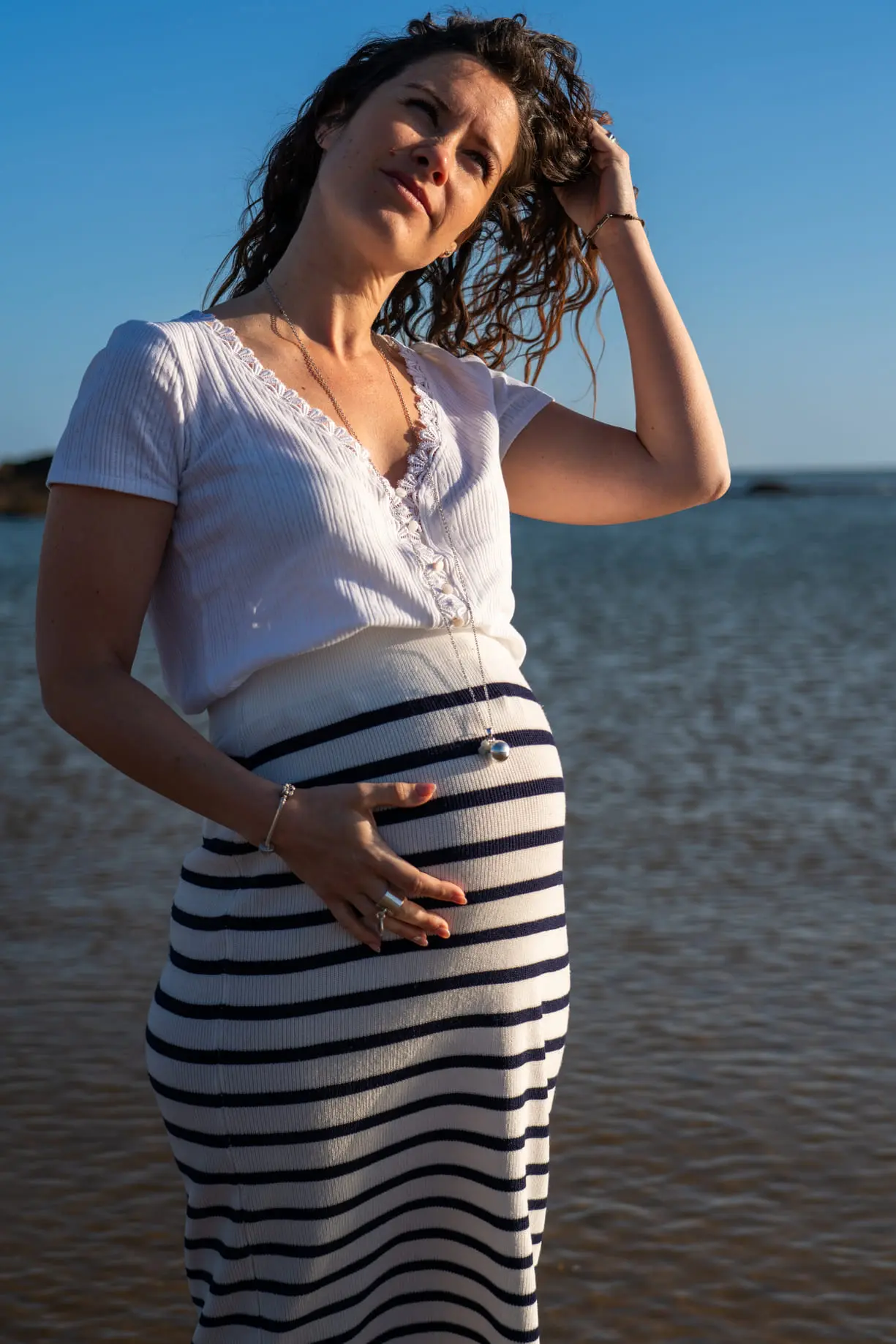 Portrait-grossesse-Pornichet-07a Stéphane Grimal Photographe Pornichet. Portrait grossesse plage Bonne Source à Pornichet