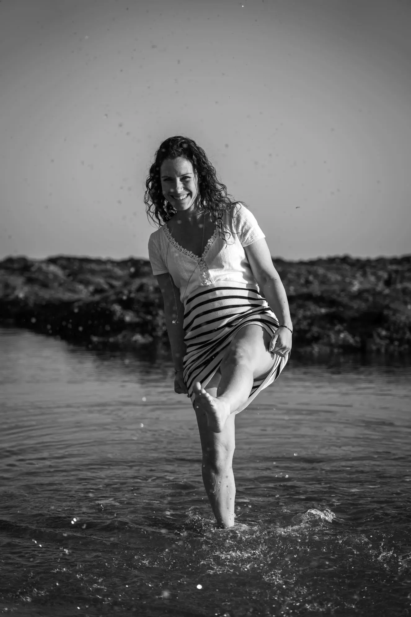 Portrait-grossesse-Pornichet-17a Stéphane Grimal Photographe Pornichet. Portrait grossesse plage Bonne Source à Pornichet